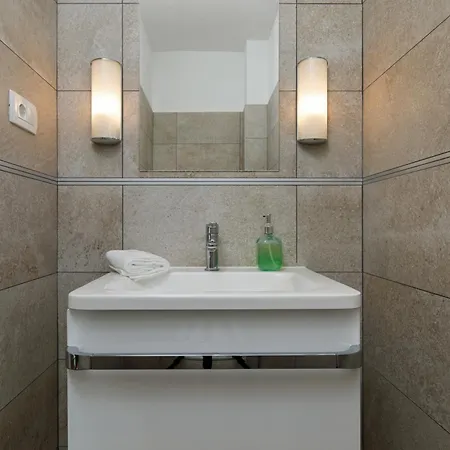 Villa Private Seaside Jacuzzi Villa Anadea *