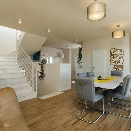 Villa Private Seaside Jacuzzi Villa Anadea