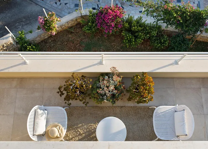 Private Seaside Jacuzzi Anadea Villa *