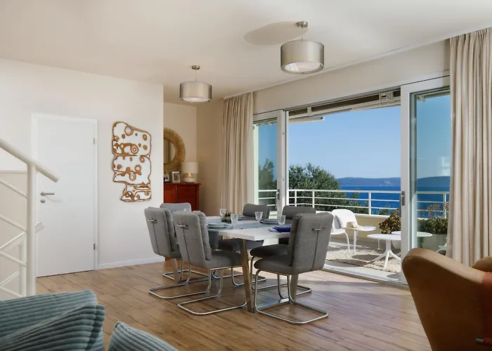 Private Seaside Jacuzzi Anadea Villa Trogir