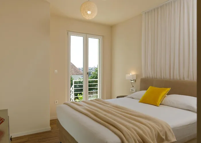Private Seaside Jacuzzi Anadea Villa Trogir