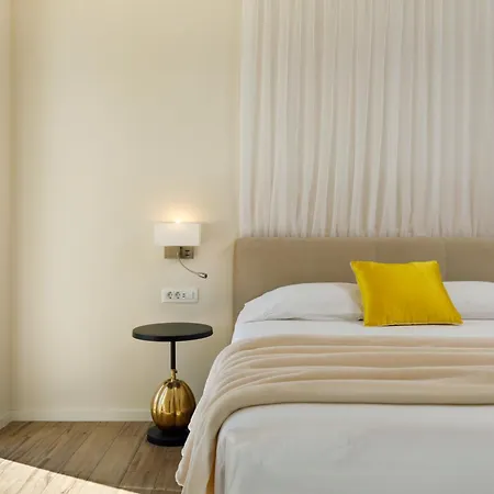 Villa Private Seaside Jacuzzi Villa Anadea Trogir