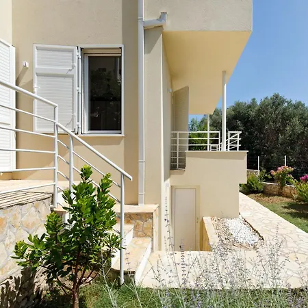 Private Seaside Jacuzzi Villa Anadea