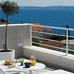 Private Seaside Jacuzzi Anadea Villa