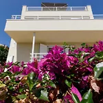 Villa Private Seaside Jacuzzi Anadea
